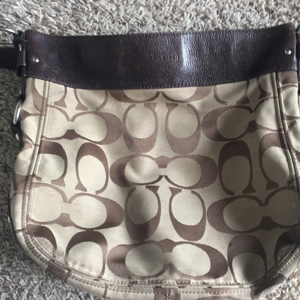 💗 Brown Coach Crossbody Satchel 💗 - Picture 2 of 6